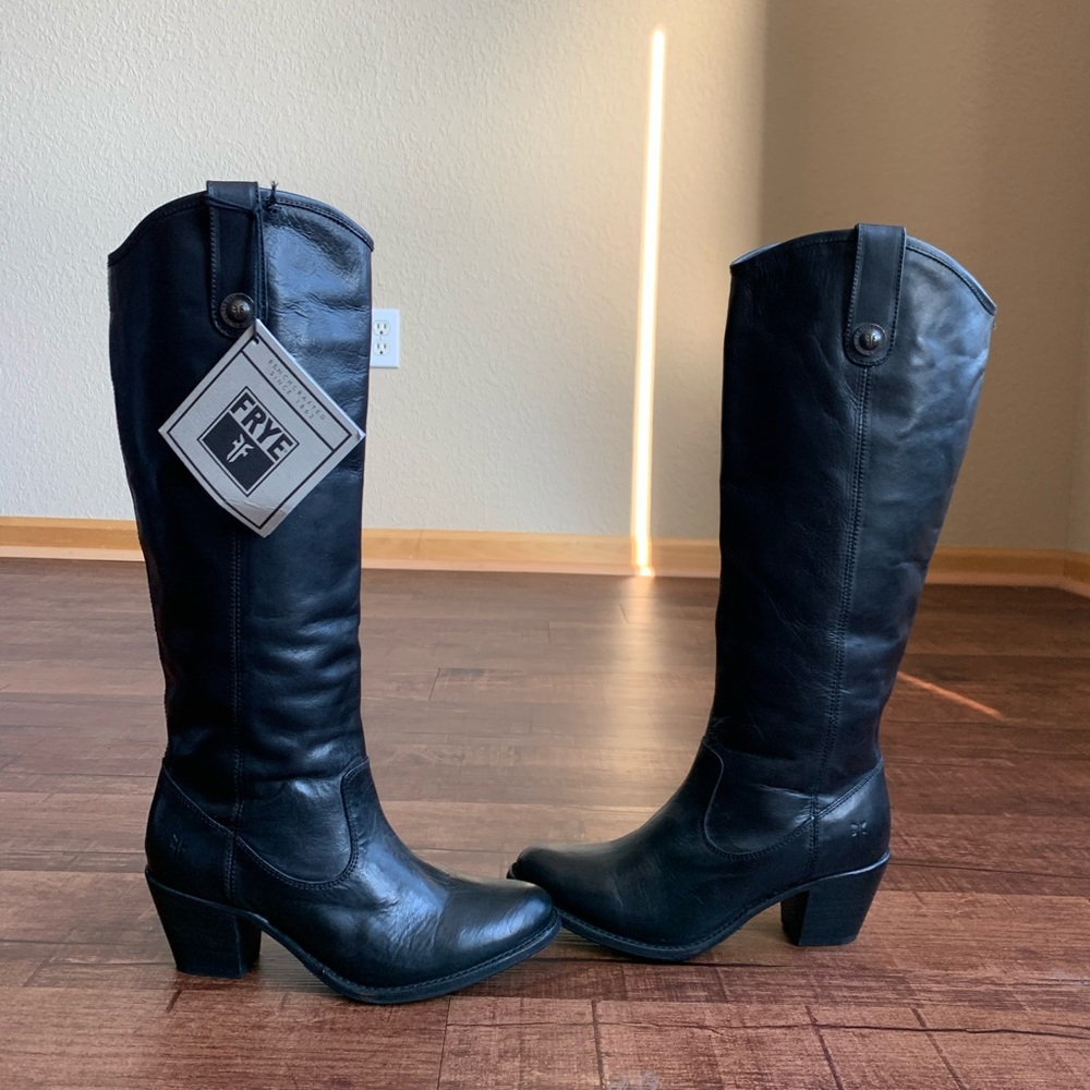 Frye rugged black leather 6.5B pull on riding boot - Picture 5 of 8